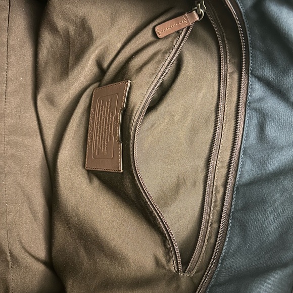 COACH WEEKENDER BAG CANVAS AND LEATHER - Picture 10 of 10